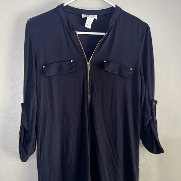 CARMEN MARC VALVO navy blue knit top. V-neck w/ zip - Picture 3 of 8